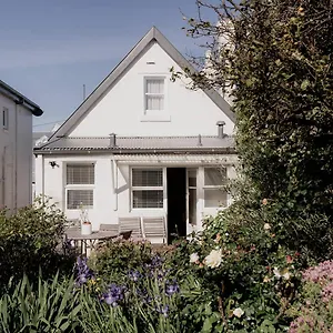  Holiday home Kelly Street In Battery Point