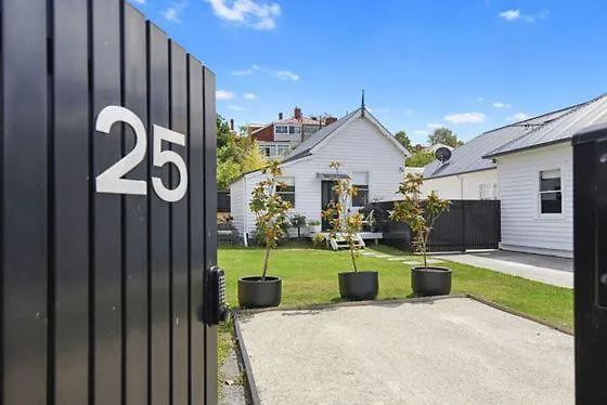 North Hobart Cottage Holiday home
